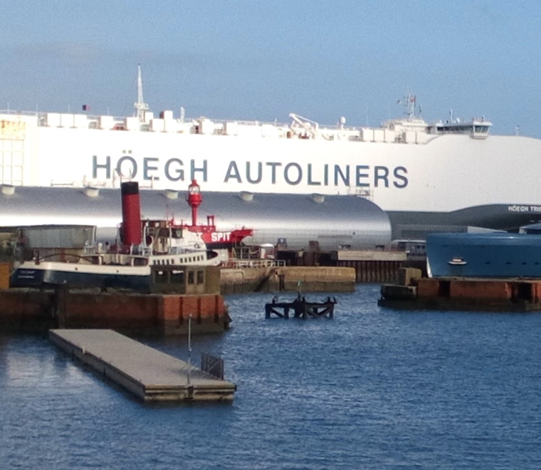 Superyaught Aviva Southampton