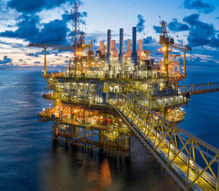 A photo of an oil rig