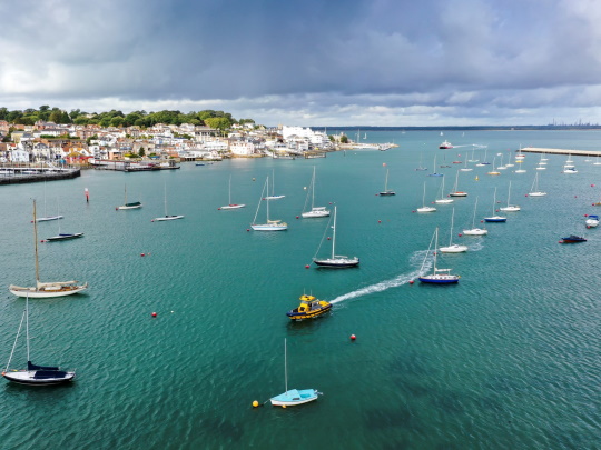 cowes-main-harbour-moorings-540x405.jpg
